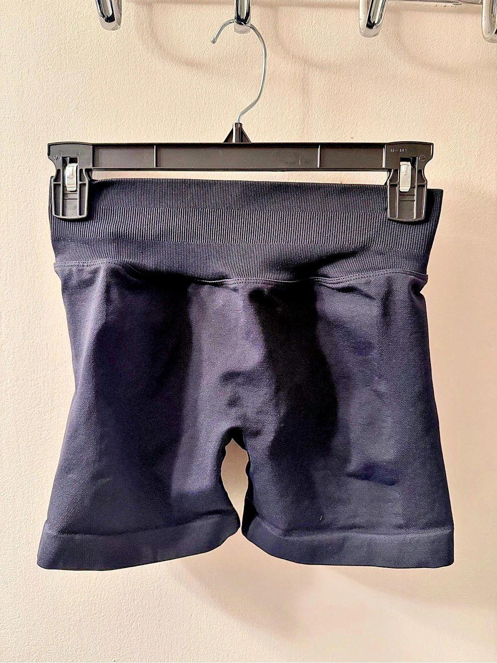 Women's Athletic Shorts in Black Size Medium